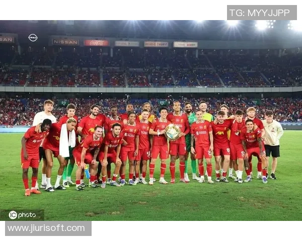 曼联友谊赛逆转利物浦帽子戏法引发争议判罚全场沸腾