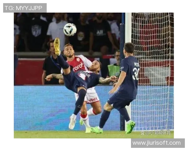 德甲激战:利物浦大胜马竞红牌争议引发全场热议 德甲激战:利物浦大胜马竞红牌争议引发全场热议