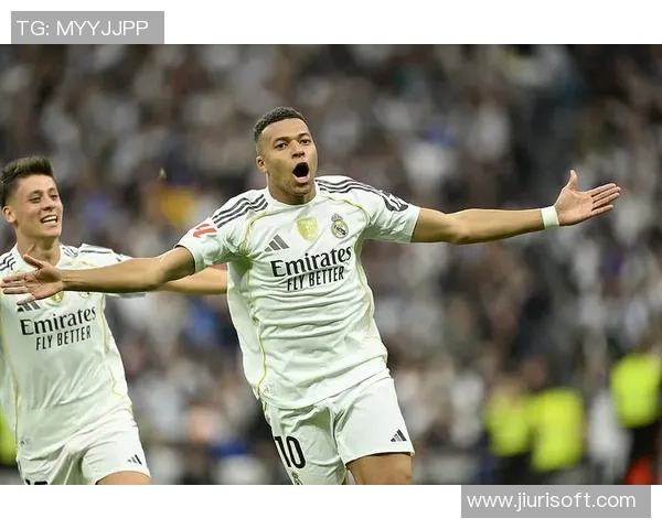 世界杯焦点战皇马与本菲卡平局红牌事件引发全场热议与数据分析